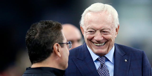 Dec 29, 2019; Arlington, Texas, USA; Dallas Cowboys owner Jerry Jones talks with Washington Redskins own Daniel Snyder before the game at AT&T Stadium.